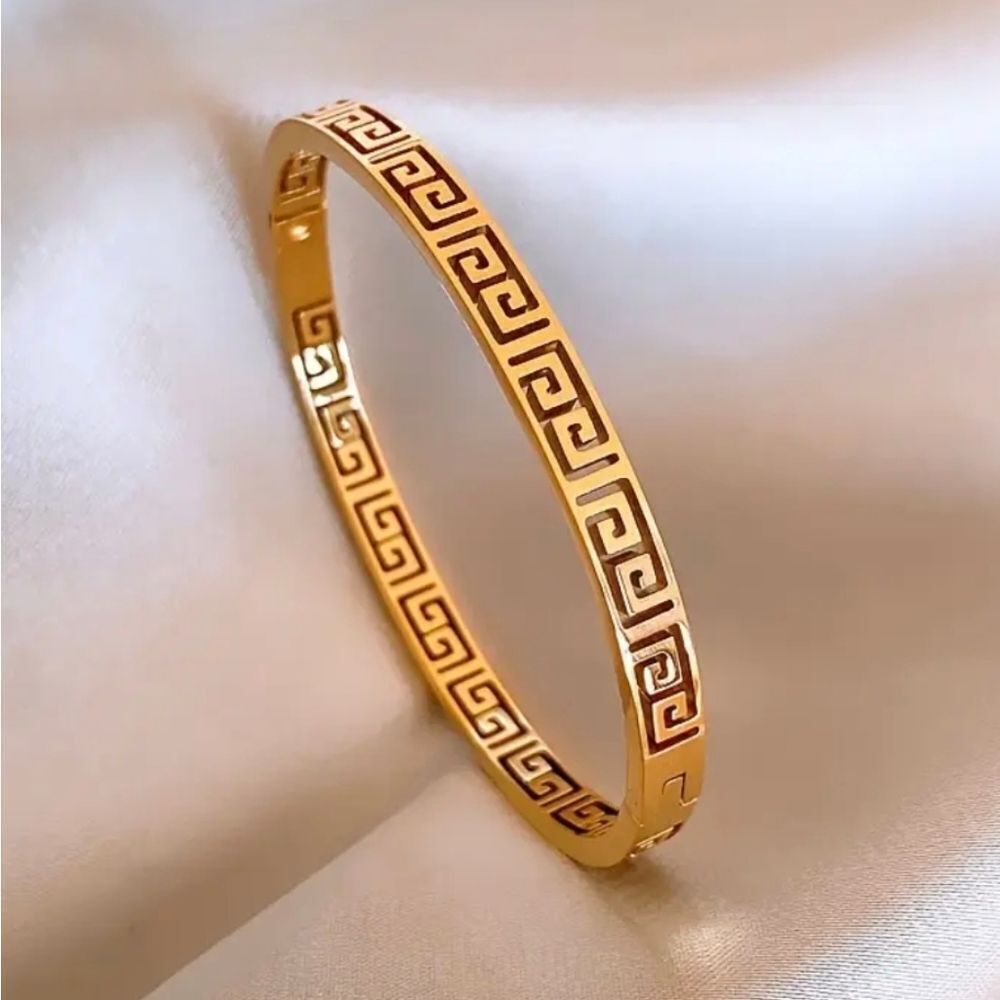 Designer Inspired 18K Gold Plated Greek Design Bangle Bracelet